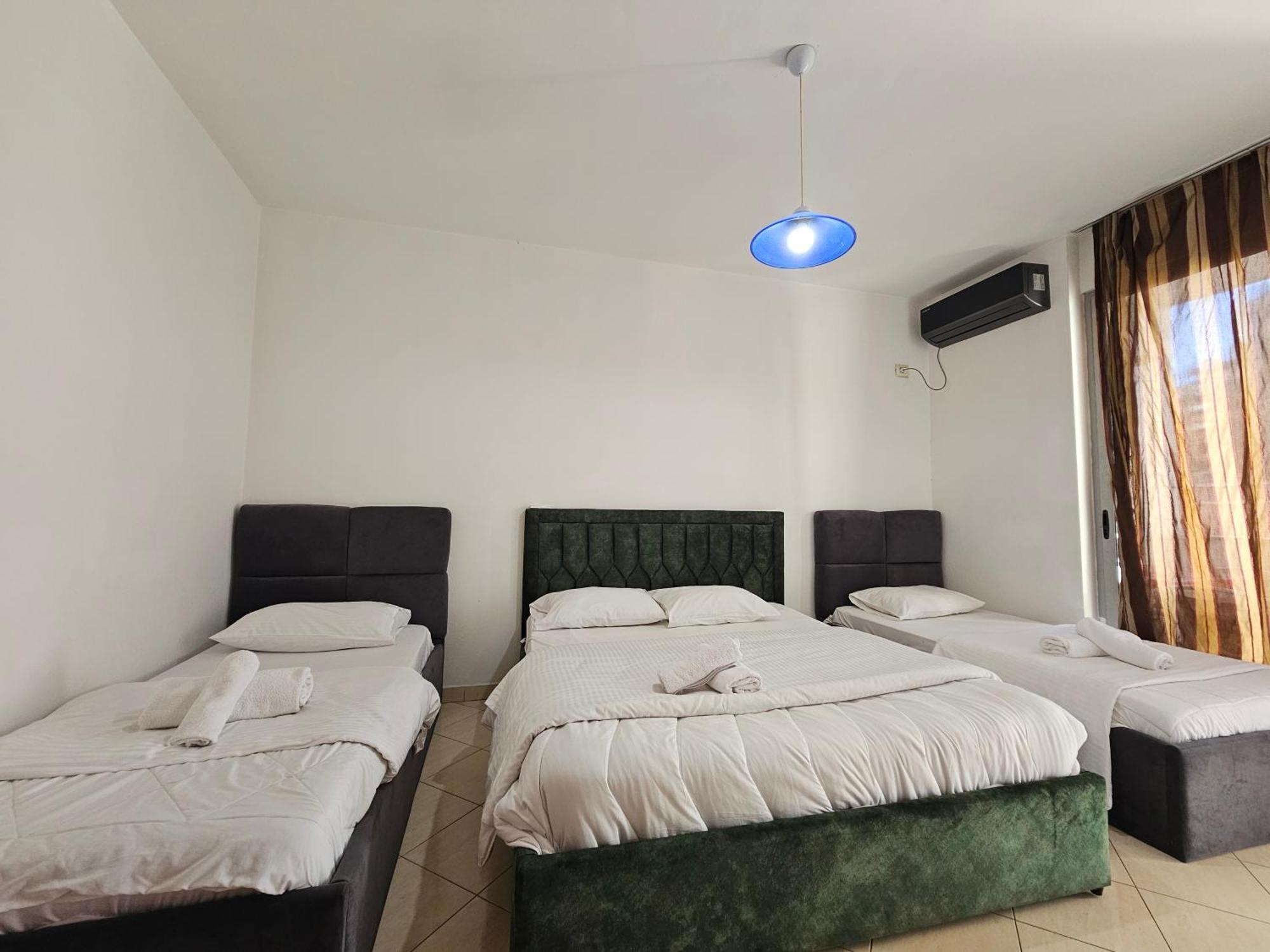 Aura Skanderbeg Square Apartments Тирана Экстерьер фото